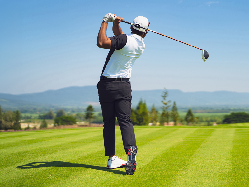 golfer swinging